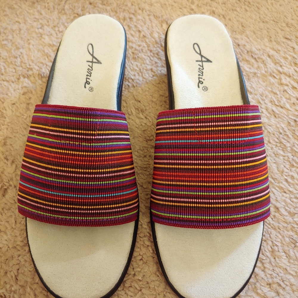 Annie Multicolor slide sandal